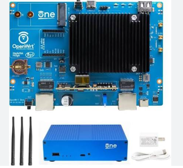 OpenWrt 在首次启动时显得非常复杂难懂